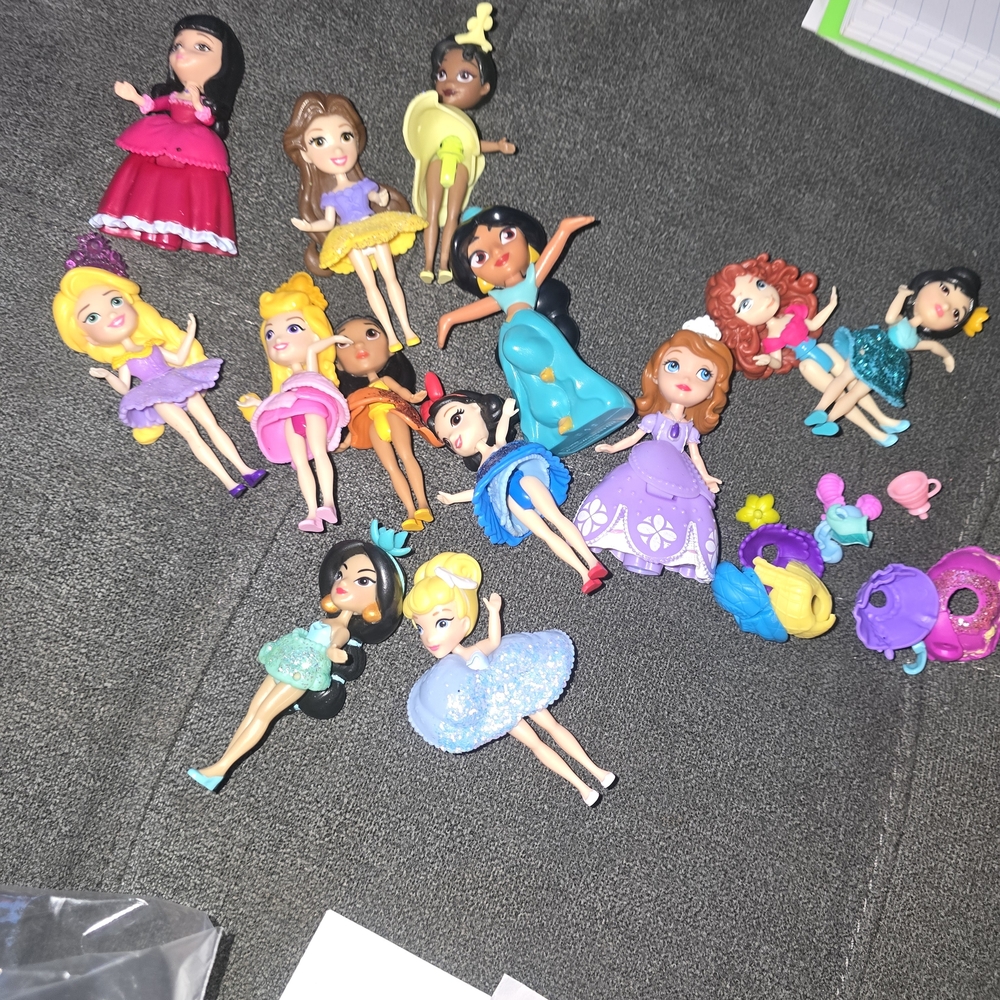 Assorted Princess Dolls Set - Multicolor